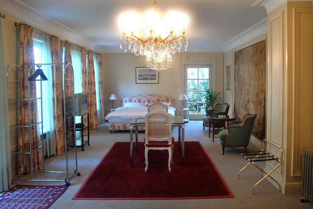 Hotel Bürger Palais Ansbach Ruang foto